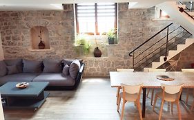 Maison Du Troubadour